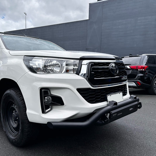 Nudge Bar Toyota Hilux 2015+ Black