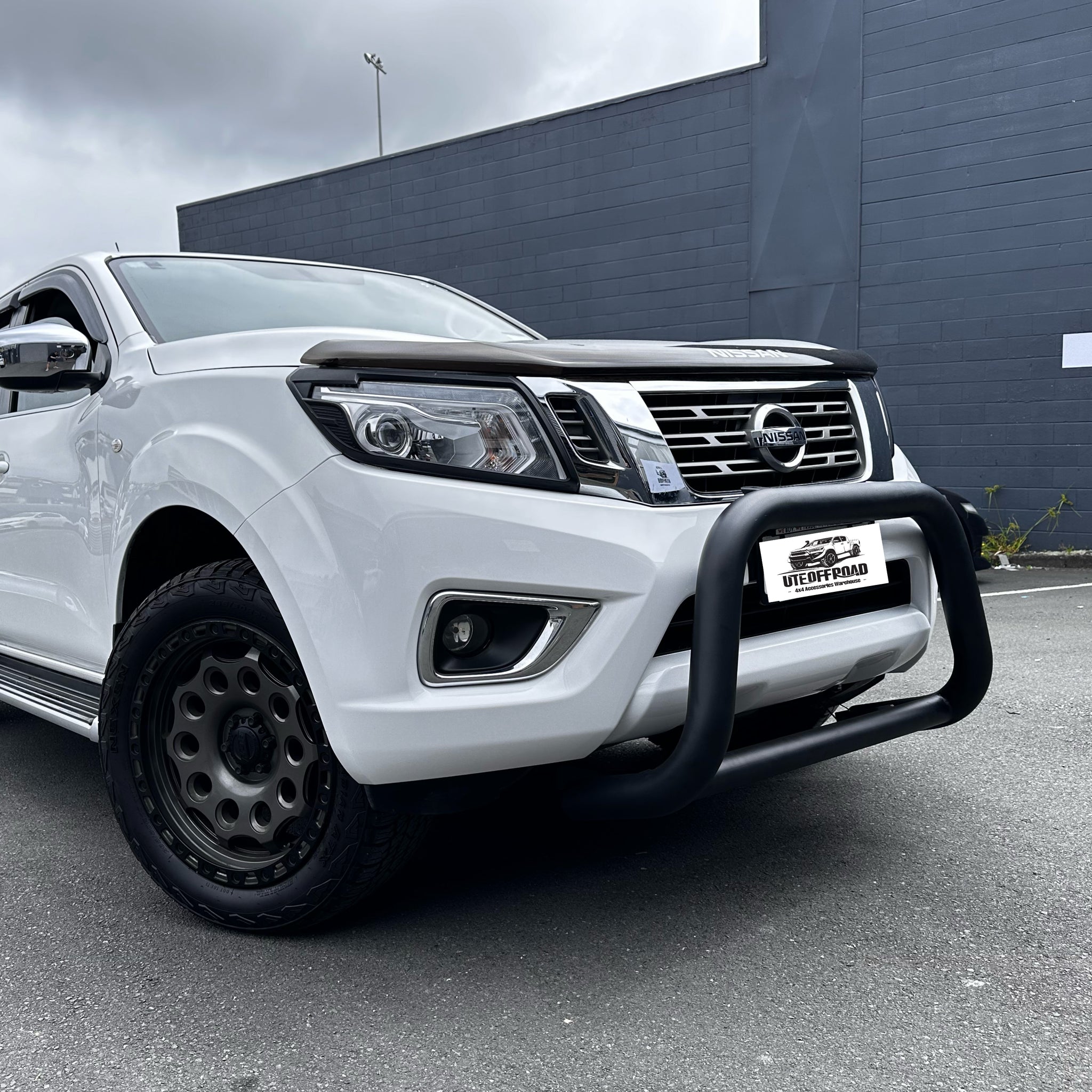 Nudge Bar Nissan Navara NP300 2015-2020 Matte Black