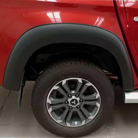 Fender Flare Mitsubishi Triton 2019-2023 Smooth Style Matte Black